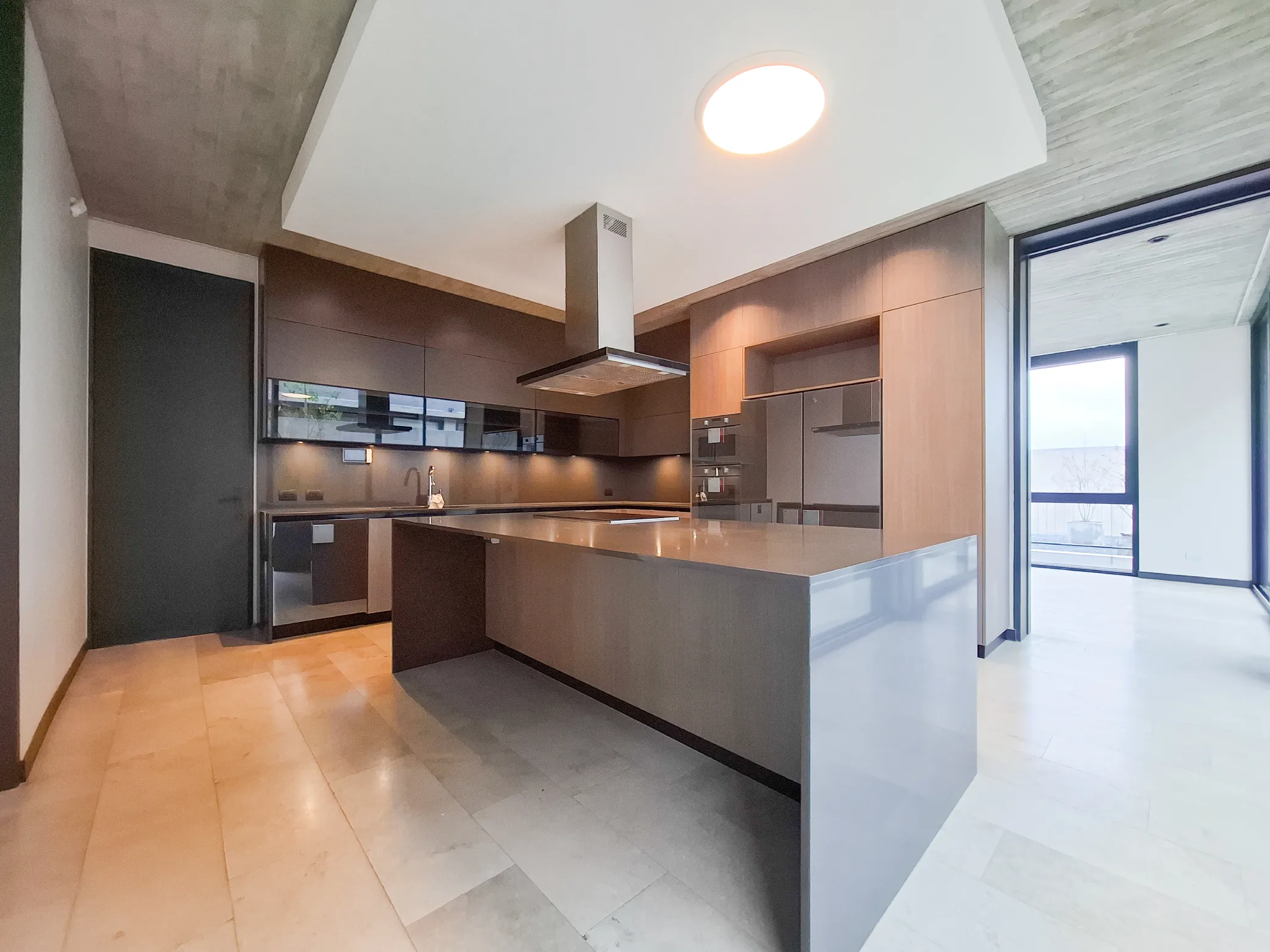 Casa en Venta Corredora de propiedades en La Dehesa en Lo Barnechea